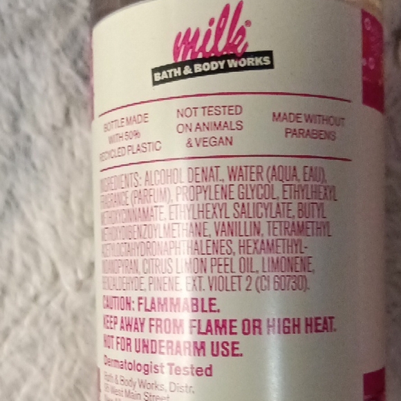 Bath & Body Works Milk Bar Birthday Cake Body Wash - Pink - Picture 3 of 3
